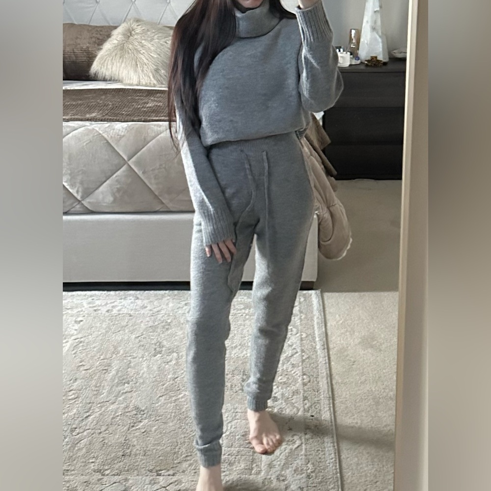 Grey Stretchy Knit Set